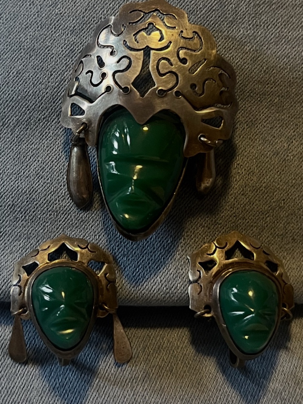Vintage Mexican Sterling Silver Jade Mask Brooch and Earrings Set